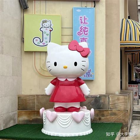 hello kitty養的貓|全球最紅的「貓」50歲了！Hello Kitty的8大冷知識，。